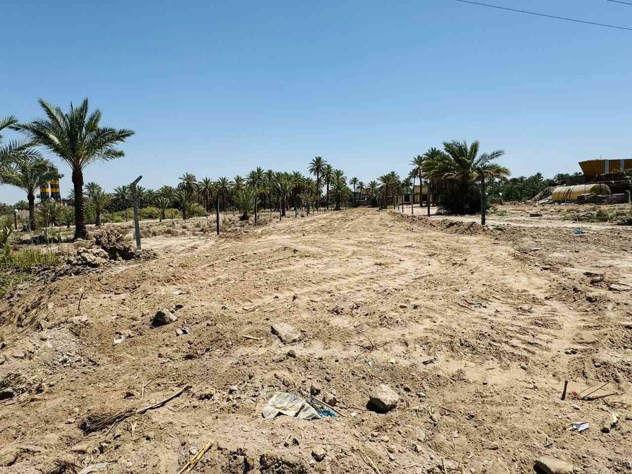 السلام عليكم
دونم 2500م طابو زراعي سند 25 تحويل مباشر الوجهه (13) م سنتر على شارع 
الموقع 📍 
طريق حله ديوانيه - قرب شركة الواحة ( الببسي) سنتر على الشارع العام 
للاستفسار عن أي عقار يتم نشرة
      مراسلة الصفحه او الاتصال على 
          *********** - عمار الربيعي 📞 
         *********** - فقار الجنابي 📞
