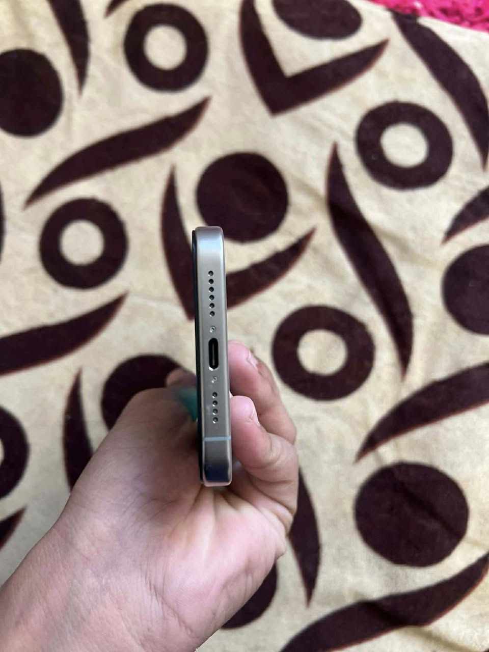 السلام عليكم ايفون 15برو ماكس دبل سيم كارت ذاكره 256  بطاريه 91 مستبدل فقط شاشه سعره 790وبي مجال مكاني بابل الحمزه الغربي  ***********
***********
