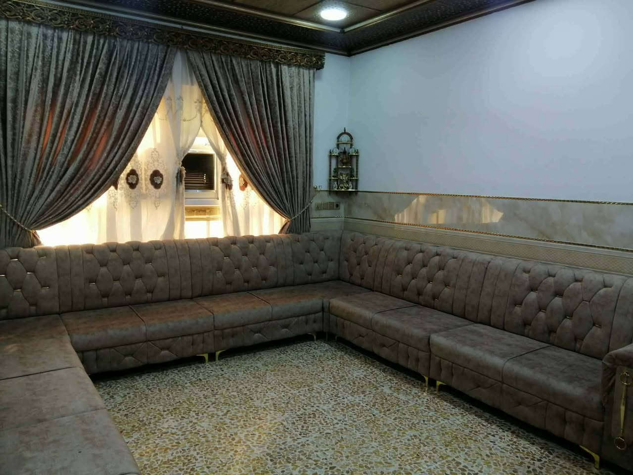 13متر مع اليدات السعر 850 حي الوحده جمعية ام الربيعين قرب مدرسةالوحده


**إذا كنت صاحب هذا الإعلان وتريد حذفه لأي سبب، رجاءا أرسل رسالة إلى الدعم الفني**
