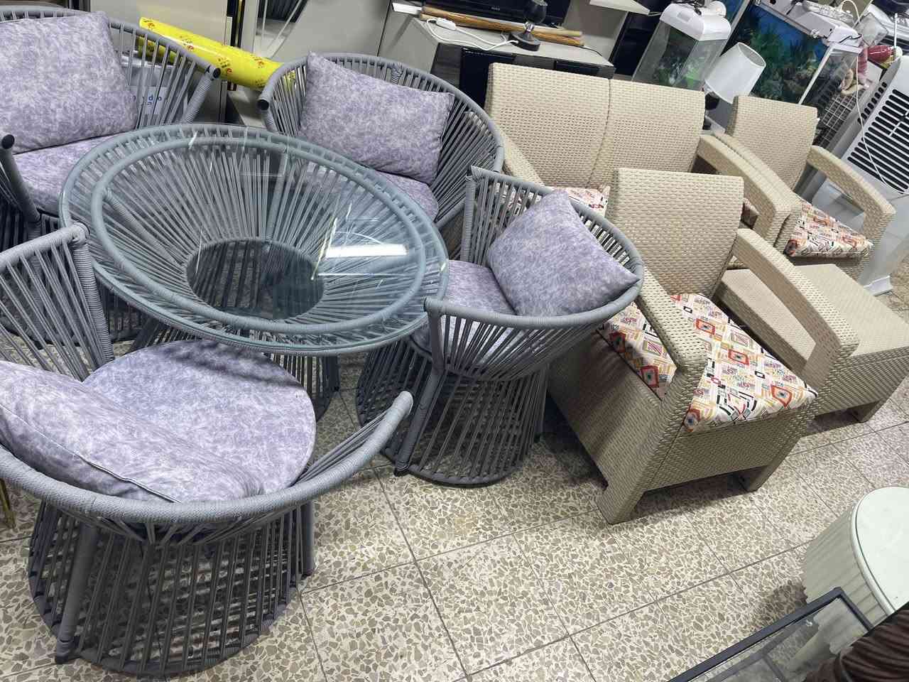 البيع
ميز حديق او ميز بلكون كل واحد سعره نظيف فول بدون عيب مستعمل شيء قليل كلش اي ستفسر  عل***********
