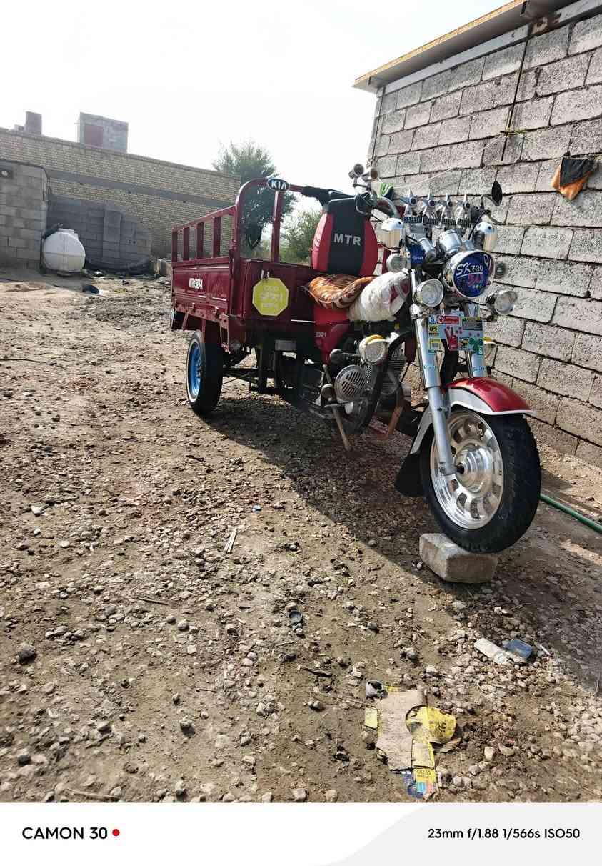 سلام عليكم ستوته امتي ار مديل  17 نضيفه خير من الله ترهم بيع ومراوس حس بيه وتساباب التفاق المكان الرميثه   الرقم ***********
