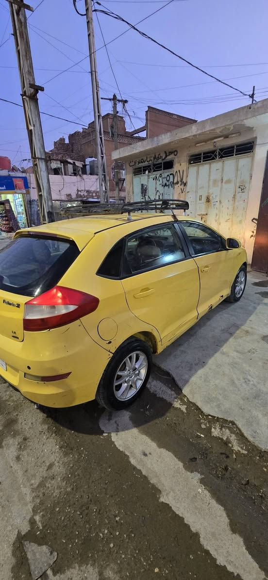 شيري فلاوين ٢٠١١ رقم بغداد
كير ومحرك كورلا يارس حاويه 
تخم تاير جديد 
سياره يحتاجله ترتيب شوي   
للاستفسار 
***********
