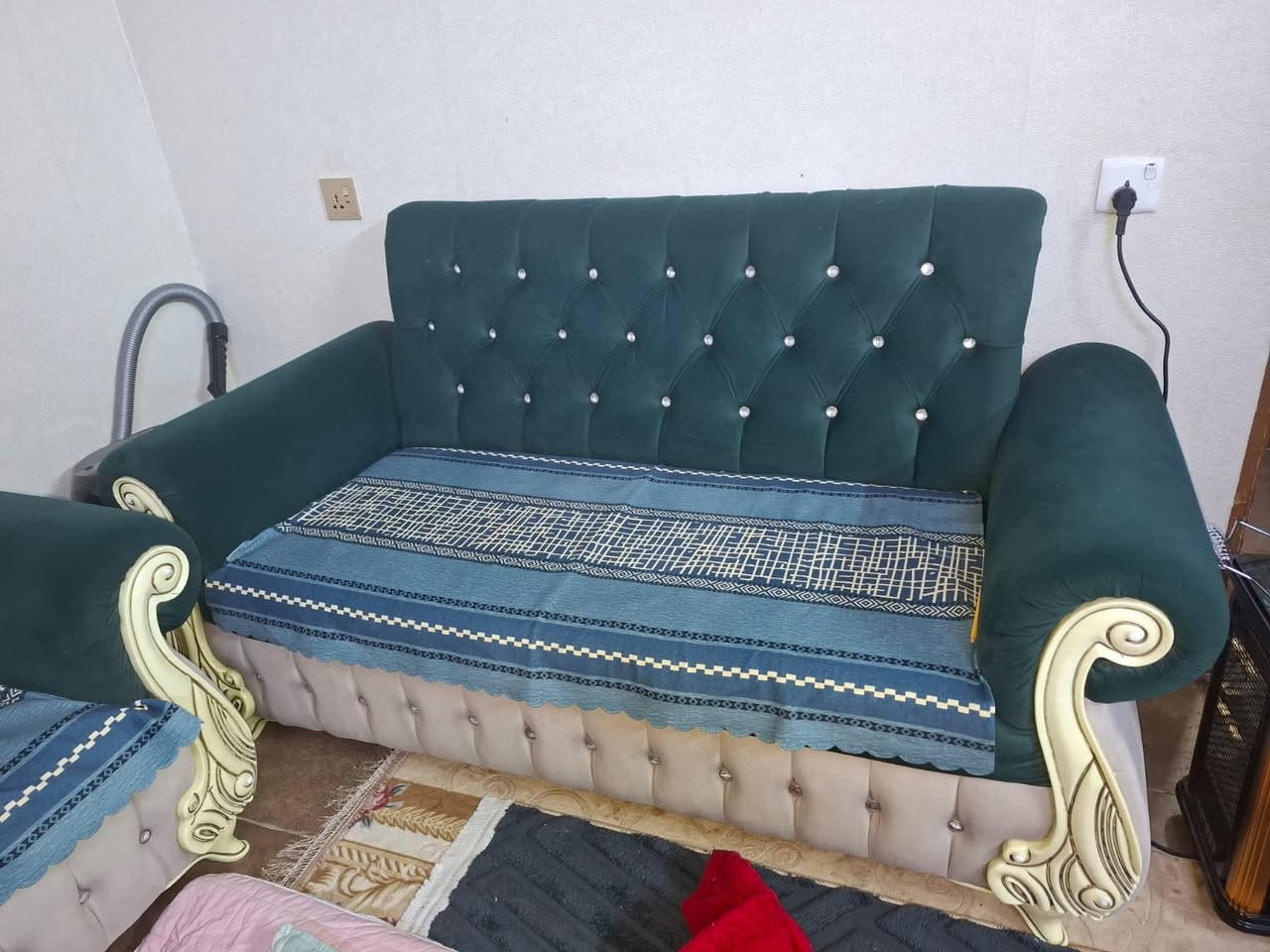 السلام عليكم ورحمة الله وبركاته تخم قنفات جدانضيف ١٠٠/١٠٠ نضافته  سعره ٧٠٠ الف وبي مجال التواصل على الرقم *********** الموقع الكريعات القصور الزراعي قرب مولدة عبد الله الدباس
