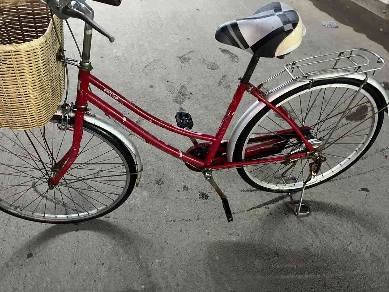 السلام عليكم باسكل حجم ٢٦ ياباني اصلي نظيف جدا السعر ٦٥ الف ***********َ ***********
