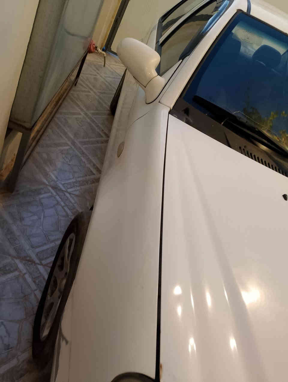 سي كي ابيض نينوى موديل 2013 كصه جديده سنويه باسمي كابون بانزين باسمي قطعتين او 3 صبغ ما متاكد بيدون دواخل محرك لا صرف ولا نفخ ما مفتوح تبريد شغال باتري جديد بس ينرادلها تغليف كشنات رقمي *********** /*********** /السعر 49 وبيها مجال
