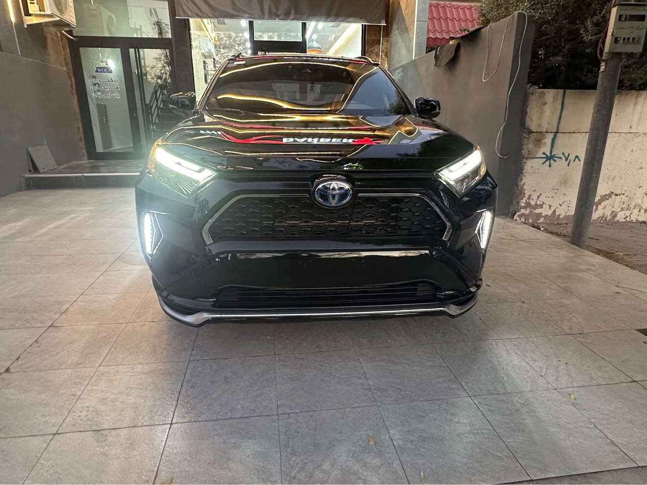 تيوتا رافور 2023 SE
 18000mil روشتوه
Hybret_plug in
واتا ٣ موده (به نزين+هايبرت+كاره باي)
فول فول مواسه فات
4*4 ده بل ئه كسل
ده عامي سپورت كامل پيشي ليده،صلايت،به صمه يه،AC له سه ر به صمه يه،كوشنه كاني كاره بايه،سپورت نورمال ئيكويه ،راداره، هه ر ٤ درگاكه ي به صمه يه،سنوق شه فته، سنوق كاره بايه، سوكان ئيته ره، هه موو كوشنه كاني ئيته ره به كوشني دواوه ش.ته نها يه ك روبعيك درگاي سه كن بوياخه.ارباگ سوكان سيسته مه.پيش و دواي كه پسه.زور زور مواسه فاتي تري تيايه

***********
سليماني السليمانية, العراق
