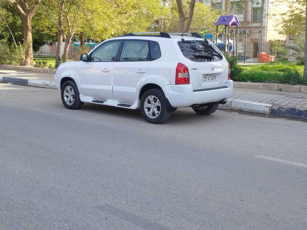 سلام عليكم للبيع كيه توسان موديل 2009 كير مكينه حداديه تخم تاير تبريد كله جهاز مكفولة من الضربه بيه صبغ قطعتين فقط السعر 100 بيه مجال عنوان كربلاء *********** كربلاء, العراق
