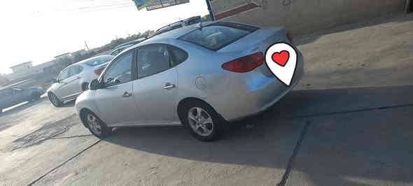 سياره للبيع نوع الانتر موديل ٢٠٠٩ خليجي رقم بغداد مشروع وطني  بيها قطعتين مبدلها بنيد وجاملغ بلادي مكفوله من ضرر والباقي كير مكينته  خير من الله صدر جديد تخم تاير للاستفسار ***********
