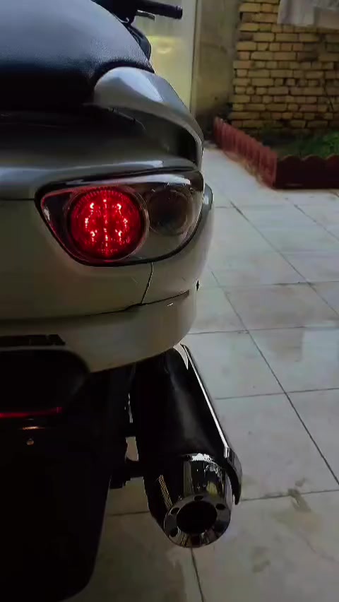 بــسم الله الرحمن الرحـــيم
اللهم صـل على محمد وال محــمد 🌺

-----------------------------------------------------------------

FORZA MF-09

كرستال فول مواصفات

بعدها زيرو وجديدة حيل 

 لون ابيض صدفي مميز 💯

نضيفه ماشية 32.000 حقيقي ✅

#الدراجة_مكاتبه_ومنفيس_وورقة_المعرض 

طالعه من معرض حسام النعيمي نهاية ال 2024

مري  بلادي ✅

قبضات بلادي ✅

وياله رصاصي ✅

فج بريك رصاصي ✅

-----------------------------------------------------------------

مكينةمفتوحه تجفيت جديد ماتتعبك  ☑

7 كير شغال 4 تحويلات  🏍 بطناش شرط

 

شلعه ومعدل تشك الكاع نهضه قويه جدا  معدل 140 💭🏍

عليها ادامة كامله :-

لايتات منظومة زنون توني شادها ب 65 الف 
تايرات امامي وخلفي جديد بعدهن بالخط توني مبدلهن ب 75

قايش جديد اصلي ابو ال 50

بلك جديد NGK ب 5

فيتبم جديد الاصلي ب 45

نوزل جديد  ب25

كتف شحن جديد الاصلي  ب 45

 امبيثري  ب 20

دوسات نيكل بلادي ⚛ 

بانزين محسن وسوبر فقط✅

ماي اخضر زيتي 🌹

دهن امزويل الميتريك سعر اللتل 18 الف كل 20 يوم يتبدل

ادامه كاملة مال جناي 

-----------------------------------------------------------------

عيوبها:-

طاسه تعبانه وكلج خلفي جديد توني شاده 

 شخوط بصيطه فقط مامبينه 🚫 

كلشي واضح بالصور والفيديوات ✔

-----------------------------------------------------------------

السعر 1.150.000 بيه مجال قليل حك الجيه 

مكاني ناصريه  مركز 

رقم الهاتف ***********
