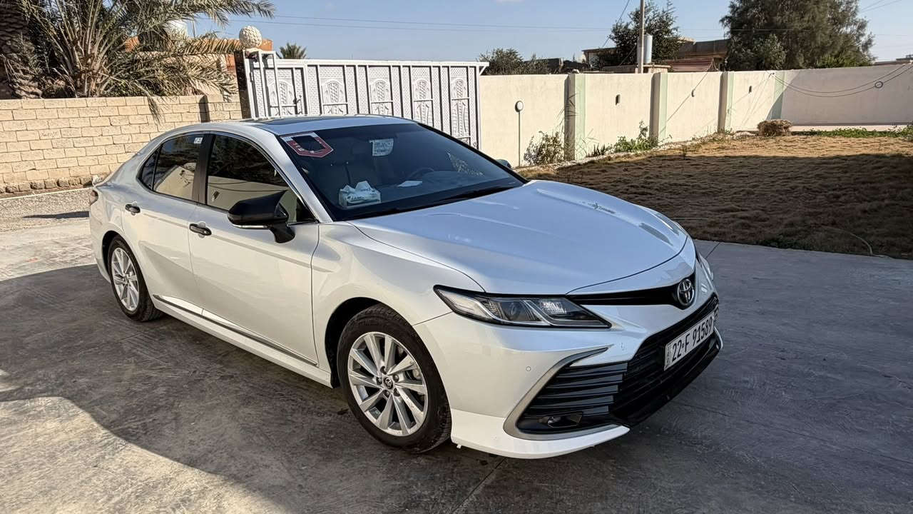 كامري 2024 خليجي GLE بانزين و ليس هايبرد سنويه جديده ماشيه  30 الف كيلو فقط
فول مواصفات 
السياره بأسمي رقم اربيل الجديد السياره مكفوله من الحادث والصبغ والشخط شرط النظافه
المواصفات (فتحه )برده خلفيه اوتو
كشنات جلد + كهرباء الجهتين
حساسات اصطفاف امامي خلفي لايت زنون كشافات
بصمه / شاشه /قطعتين تبريد
و باقي المواصفات المعروفه 
***********
المكان صلاح الدين/بيجي /قرية البوطعمة
