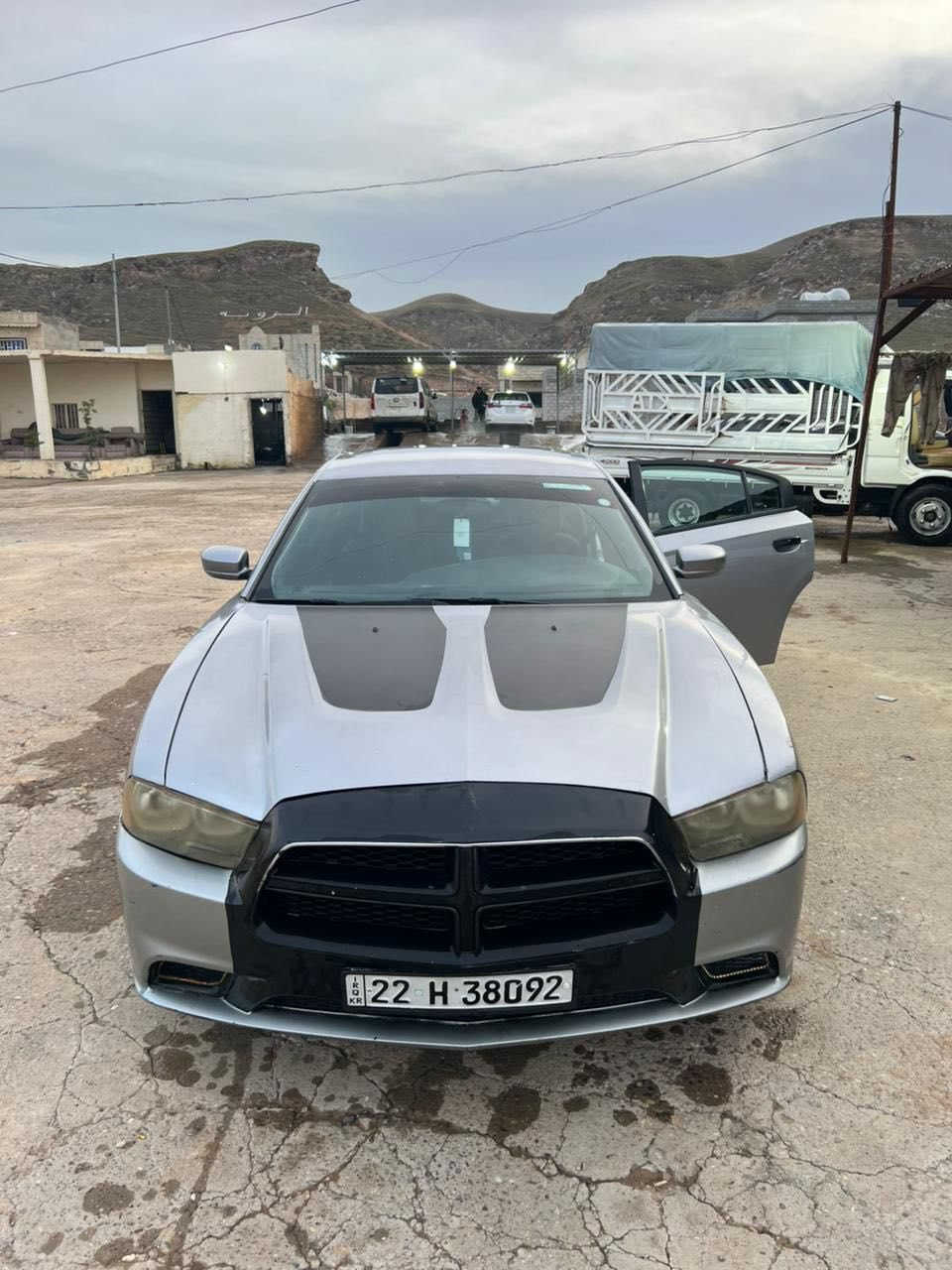 السلام عليكم
جارجر 2014 مكصوص متومه اربيل طبق الاصل
كير كفاله 
محرك 3600 كفاله 
تبريد ثلج
صدر جديد
كيج 260 
اوتو ايكو  
غرفتها حلوه 
داخل فول شاشه زغيرة
السياره جديده مناقصها شي
السعر55 بيها مجال قليل
مكاني صلاح الدين 
رقمي0773 905 8192
