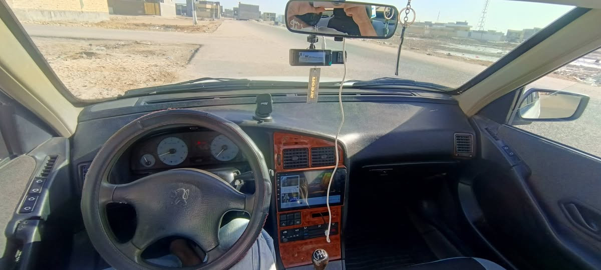 بيجو بارص موديل15 للبيع السعر( 45) وبيها مجال بسيط شرط التحويل
 والصور كدامكم شغل واطلع لبغداد
كلشي كامل وجديد  ملاحضات بسيطه ،،،السياره جاهزه 
مكاني البصرة الجمهوريه رقمي *********** واتساب
مامتواجد عالفيس
