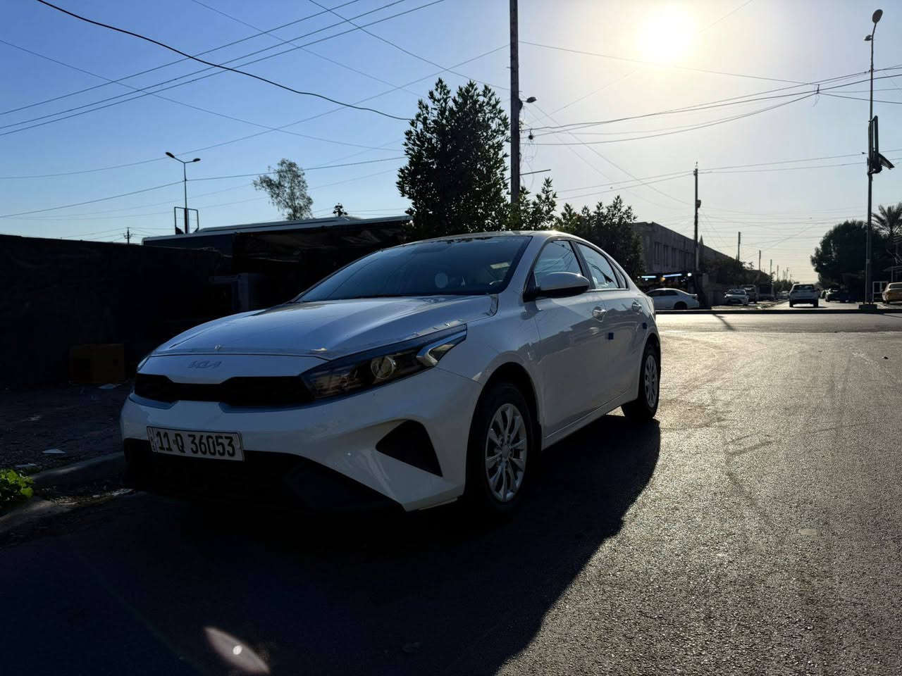 السلام عليكم
كيا سيراتو موديل ٢٠٢٤كفاله عامه ماشيه ٢٦الف   مكينه ١٦٠٠
مدوشمه عام درجه اولى بعده على وضع الشركه 
سبير منازل شاشه جبيره شديته ٣٠٠الف 
تايرات شركه مواصفات عاديه السياره احلى 
من الصور مكان السياره بغداد حي العلام 
السعر ١٦٨وبيه مجال شي قليل حك العمله 
فقط ***********
