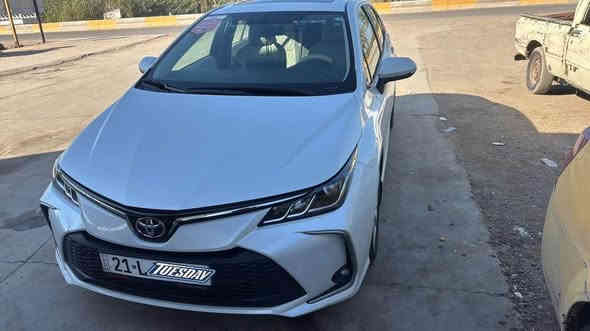 السلام عليكم ورحمة الله 
كورلا ٢٠٢٤ بانزين وكالة جيهان السيارة بعدها بالضمان
ماشية ٣١ الف كيلو
السيارة فول مواصفات GLI
فتحة - بصمة - اشاير بالمري وشفط- مراية داخلية عاكسة- داخل لونين 
رقم سليمانية ب اسمي 
بيها رصعات ٤ صورها موجودة وما مصلحهن 
السعر ١٨٧ وبيها مجال
مكان السيارة بغداد
*********** بغداد
