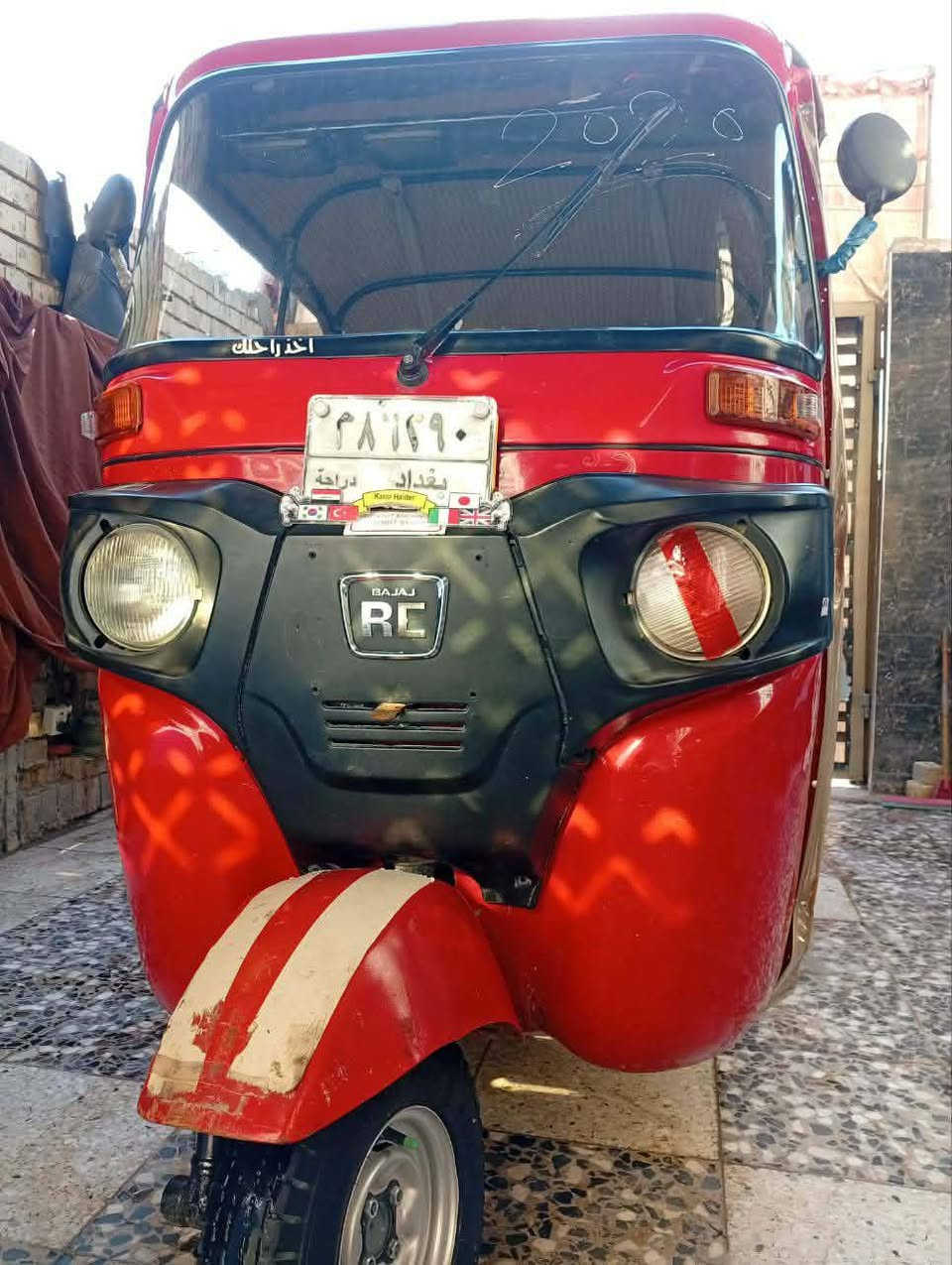 السلام عليكم تكتك ١٩ شهر ١١ نهايته تكتك جاهزه مرقمه بسمي تحويل ثاني يوم السعر ٦و٢٥٠ وبيهه مجال ***********
