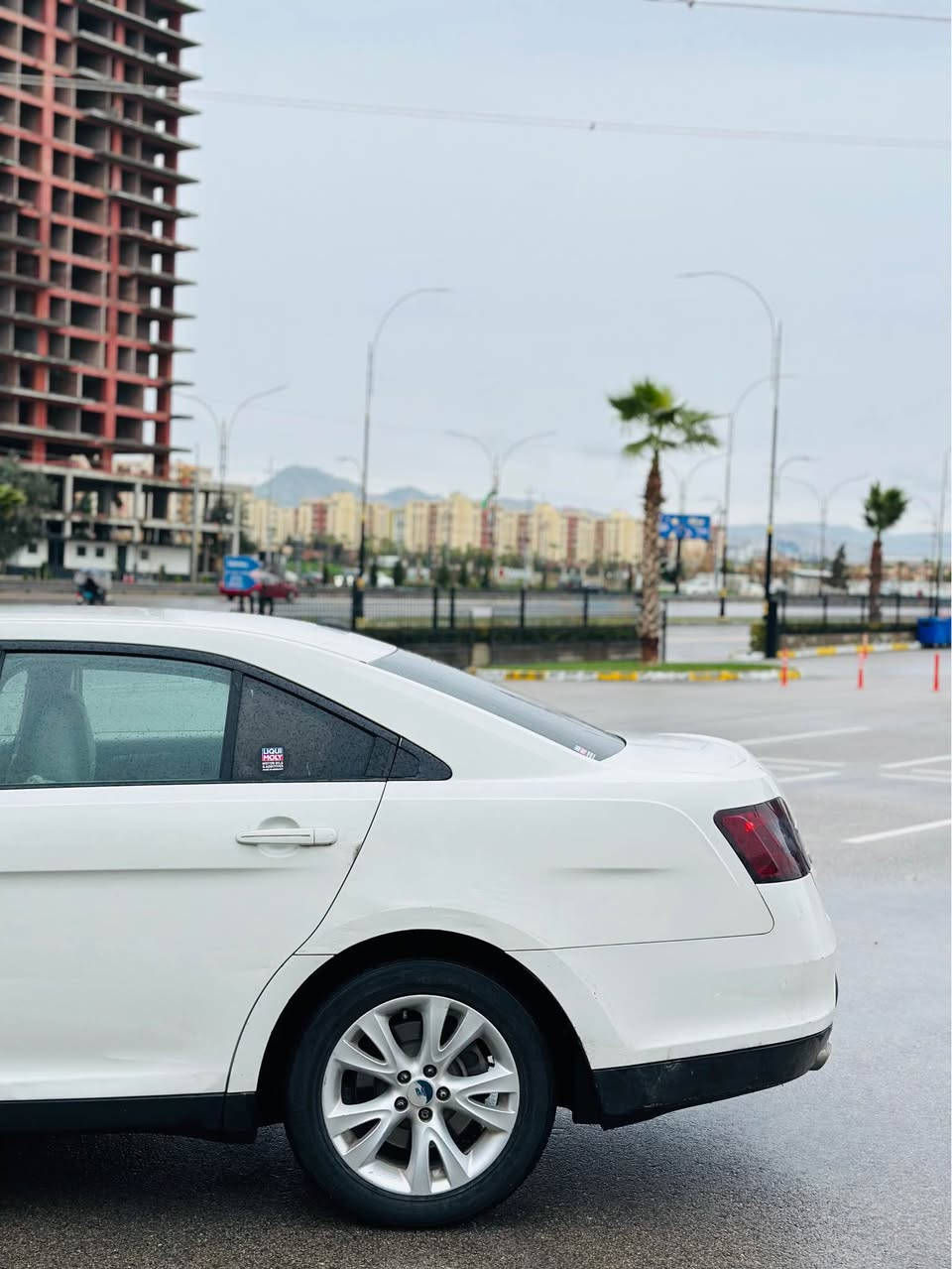 Ford taurus 2012 sel سفری شه‌ریکه‌ نیفا ، مواسفات ده‌ره‌جه ۲ ، گیر و مه‌کینه و که‌هربای برین و قلوپین ب شه‌رت  ئیک پارچه به‌غ بئ لئدان سیاره رقم اربیل ، به‌س ئه‌ولیات دفروشم 
68$ و پچه‌ك مجال
*********** سميل, دهوك
