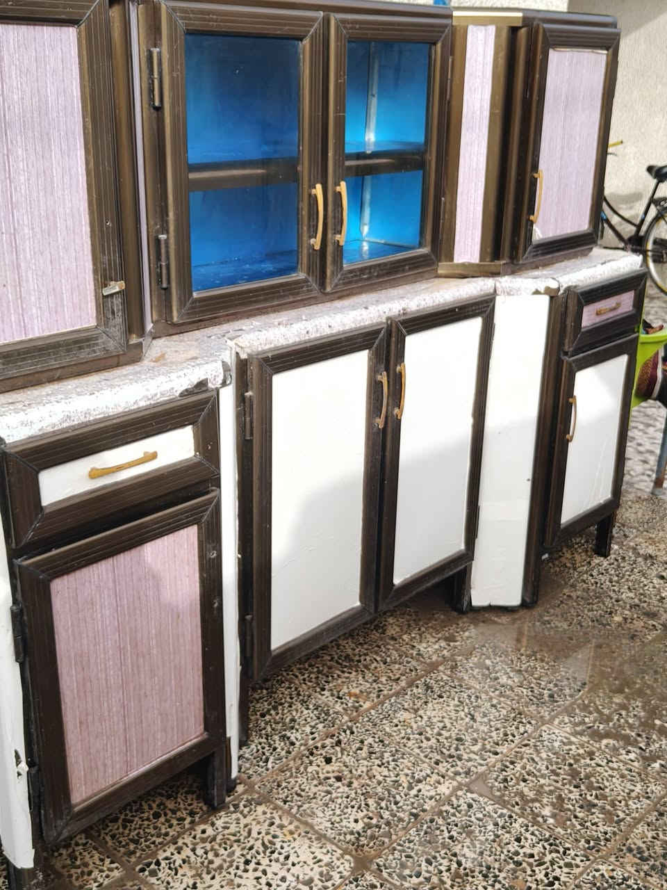 السلام عليكم أغراض مستعمله للبيع *********** مكان العابد
