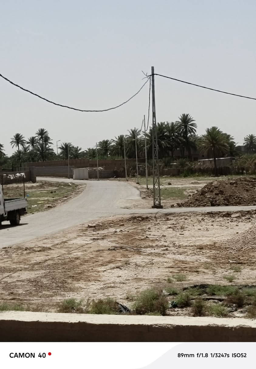 سلام عليكم بيت للبيع بشارع عشرين سند 25المساحه 230متر الاستفسار ***********
