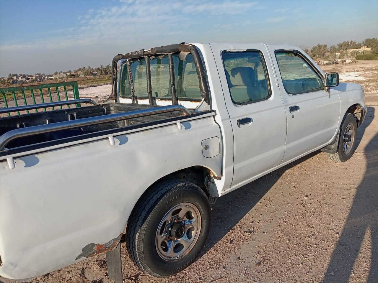 نيسان مديل 2000 مصبوغه عام مكفوله من الضربه ابيعه كومه حديد سنويه ال 29 تبريد تدفئه خير من الله كهربائيه كله شغاله السعر 68 وبيه مجال مكان الرميثه ***********
