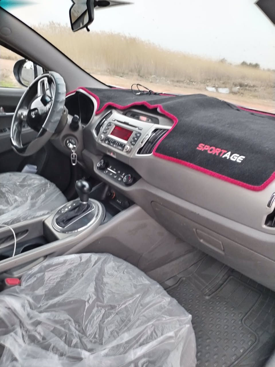 سلام عليكم سيار سبورتج موديل 2012
خليجي سيار خير من الله مكان السيار ديالئ شهربان 
السعر 135الستفسار عل رقم ***********
