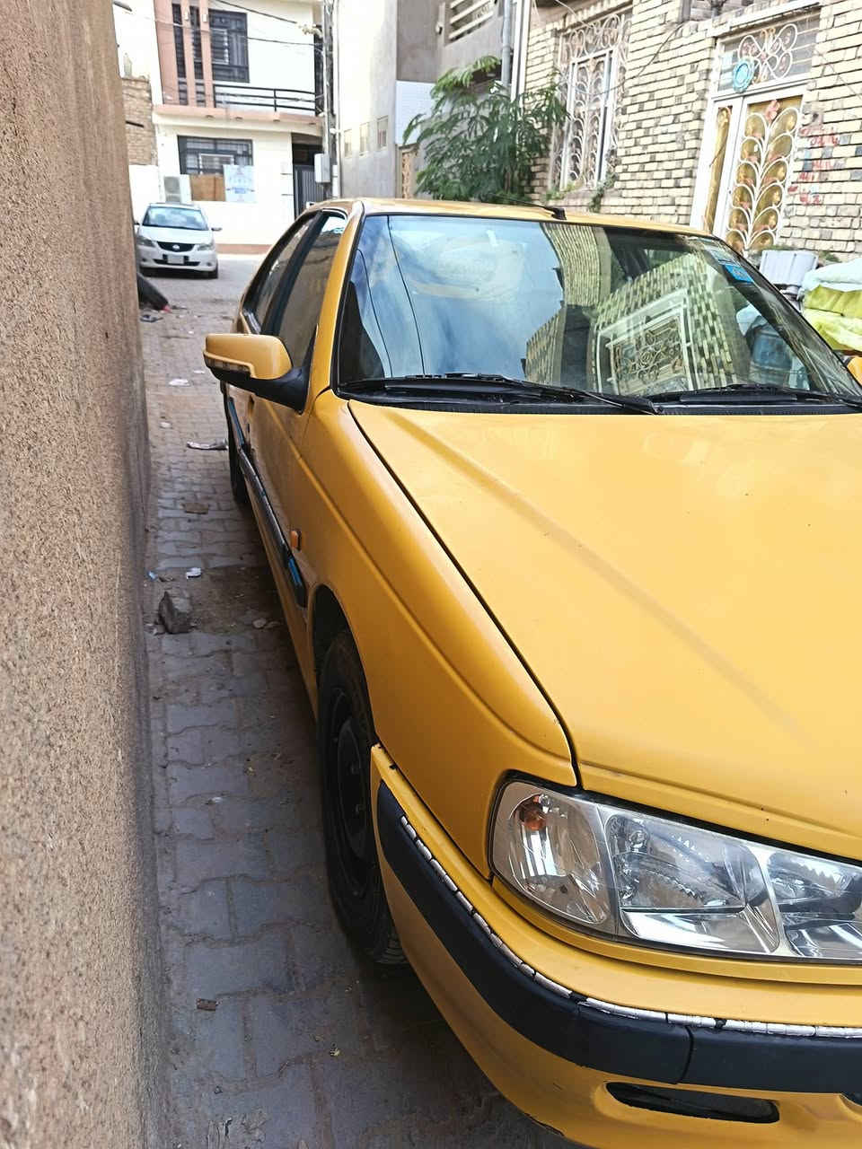 بيجو بارص 15 أصولي باسمي
ترهم بيع وترهم مراوس
مكانها نجف  سعرها 38 متواجد ع النت
*********** وأني بخدمتك
