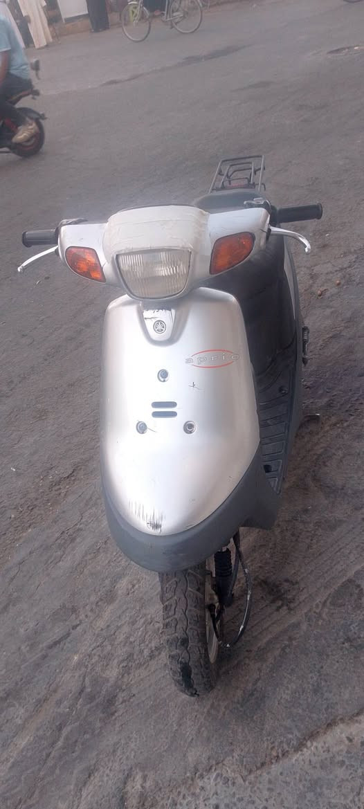 دراجه بكه مديل 2003 نظيفه بلاديه شرط الفحص العنوان كربلاء قرب مول الحارث هاتف 0781518000 / ***********
