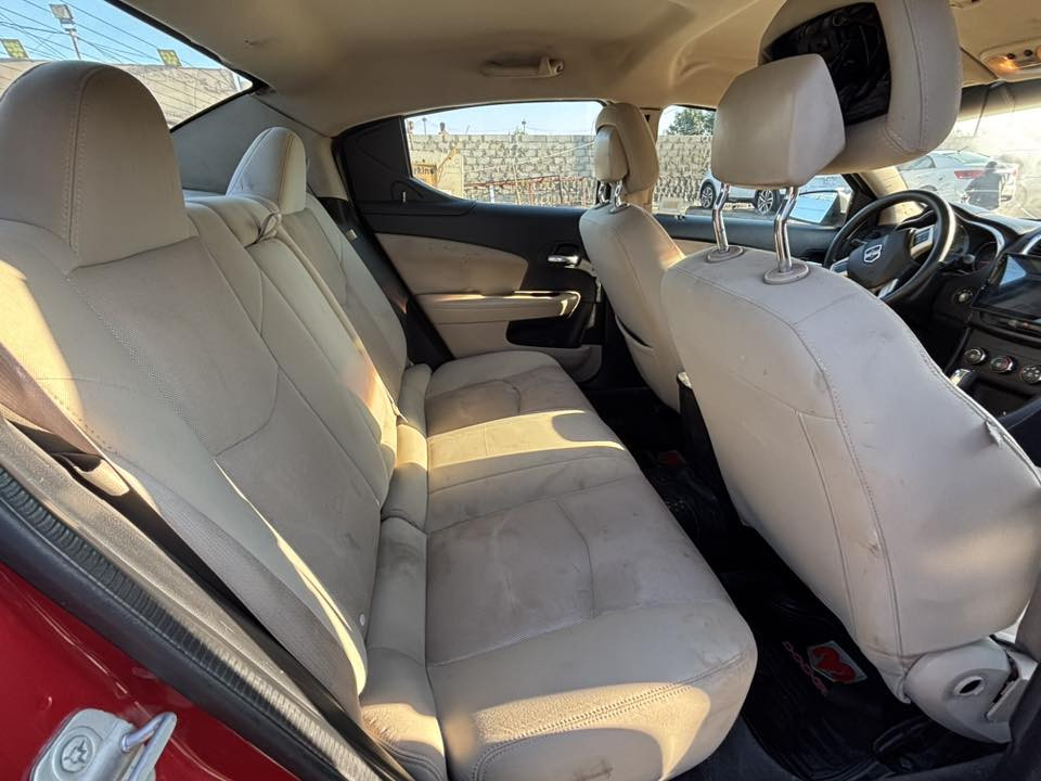 دوج افنجر لون احمر 
الموديل 2014 
مكينه 2400 
رقم بغداد
مكانها الكوت  
عندي بيها وكاله عامه احول 
مواصفاتها معروفه 
تحكم ستيرن 
شاشة لمس 
مكينه شادلها طايوگة قبل ٣ اشهر وخير من الله 
الكير خير من الله 
تخم تاير جديد قبل شهر 
بطارية جديدة قبل شهر 
السيارة عليها ادامة 
النقص فقط غاز تبريد وتبريدها شغال مابيها غير نواقص كماليات بسيطة جداً 
السيارة مصبوغة حزام على ايدي جمالية وبدلت الجاملغ الايمن وبنيد  وعندي صور قبل واثناء الصبغ  الشاصي واللغود مابيهن لاضرر ولاتعمير 
سعرها ٨٠ واغلب الي جاي ينعرضن اسعارهن اعله وموديلات اقل 
السيارة ماشيه ٨٥ الف حقيقي 
الله شاهد خير من الله ومسافر وطالع بيها والي تعجبه اني بخدمته يجي ويشلع عيوني 
***********
