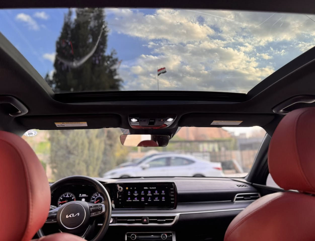 كيا K5 جيتي لاين
موديل 2024 

رقم اربيل بأسمي

لون اسود 

محرك 16 توربو

ماشية 27 الف فقط 

داخل احمر بلادي 
پانورما

بصمة وتشغيل عن بعد

لايت زينون 

رادارات 

كشنات تدفئة 

شاحن موبايل لاسلكي 

مواصفات جيتي لاين اخرى معروفة

⛔️حادثها بدون ايرباك (بونيد وراس جاملغ) 

بدون شاصي وبدون دواخل

#️⃣رقم الشاصي 5XXG64J25RG235025

⛔️السيارة جاهزة وبدون اي مصروف وتحويل مباشر

✅السعر 185 💲وبيها مجال ان شاءالله


**إذا كنت صاحب هذا الإعلان وتريد حذفه لأي سبب، رجاءا أرسل رسالة إلى الدعم الفني**