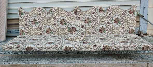 ♦ الجشعمي للجـلسـات العربــية ♦
العنوان : تكريت - القادسية - قطعة 500 - شارع المجمع الطبي 
يتوفر  الجديد والمستعمل ب اسعار متفاوته  〽
⛺  يوجد خيّـم 4×4  ⛺
وتوفر ايضًا الديوان " الشداد " بلونين و نقشتين مختلفات 
⚡ ويتوفر ايضًا دلال الرسلان الذهبي 
 و يتوفر لعبة الكيرم 🔥 
ومنقل ديوان .. و إستكان چاي الياباني الأصلي .. 🔥 
تفاصيل الديوان:
الدوشگ الطول 2 متر .. العرض 70 Cm .. الأرتفاع 5 Cm.
المخدة (الظهر) الأرتفاع 70 Cm .. الطول 1 متر.  

ولمعرفة التفاصيل وكامل الاسعار التواصل على الخاص  او ..
*********** اتصال + واتساب ✅

***********.  اتصال فقط ..
*********** واتساب ..
اهلًا بالجميـــــع .
