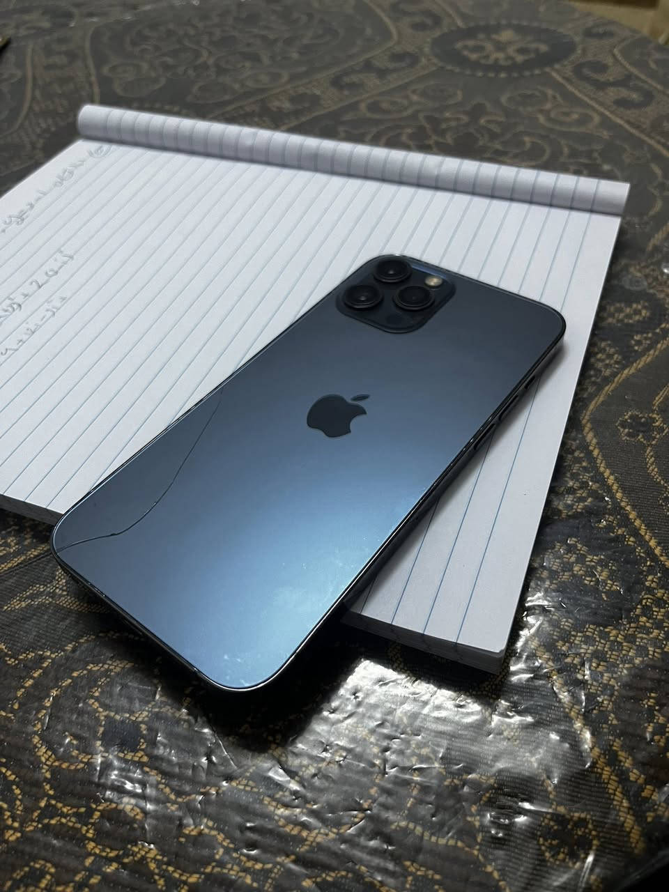 السلام عليكم للبيع آيفون 12برو ماكس
جهاز كله نورمال ما مستبدل بي ولا قطعه 
ذاكره 128
دبل سيم
بطاريا مرفوعه ؟جانت 85فتحت لجهاز رفعت لبطاريا 
كله نورمال جهاز مكفول من كلشي فقط كأمره 2.5بيها رتجاج ب5الف تتصلح 
سعر 425
مكاني موصل جانب اليمن حي 17تموز 
تواصل خاص أو تصال عل ارقام 
***********
***********
