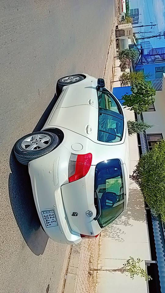 يارس 2011 دوو بارجه و نيوى هه يه رقم سنه وى نويه هه تا ٢٠٢٨ سياره كه داخلى وه كو خوى ماوه ته وه  سحره كشى ٨٣ ورقه و محامه له شى تيدايه     رقم موبايل *********** أربيل, العراق
