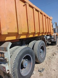 فالفو • ١٩٨٢ • شاحنة