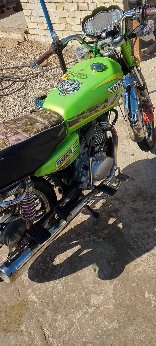 السلام عليكم دراجه سيفانه 5كير موديل 2024 اوراق اصول شغاله من كلشي مكاني القاسم السعر 800 وبيه مجال


**إذا كنت صاحب هذا الإعلان وتريد حذفه لأي سبب، رجاءا أرسل رسالة إلى الدعم الفني**