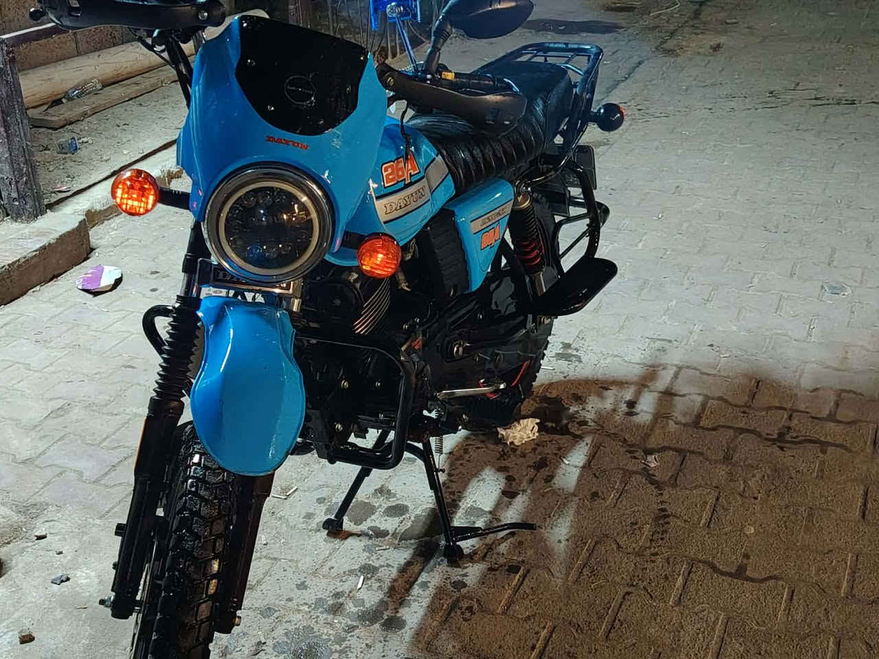 لسلام عليكم شباب دراجة بوكسر امرقمه لوحة وسنوية تحويل ثاني يوم دراجة كفالة عامة برغي مامفتوح بالمكينة دراجة خير من الله بس جيب صدوكك وطلع كبل للشغل المكان بغداد الشعله سعرمناسب الشراي يتصل مكلف بالنشر ***********
