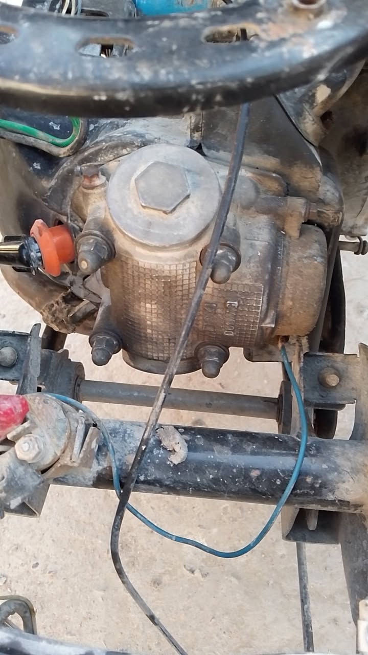 سلام عليكم دراجه للبيع بيه محرك مال ماكس عدله درجه طافيه كايمه ابيع كوم حديد 125 وبيه مجال مكاني بغداد مدينه الصدر  رقمي ***********
