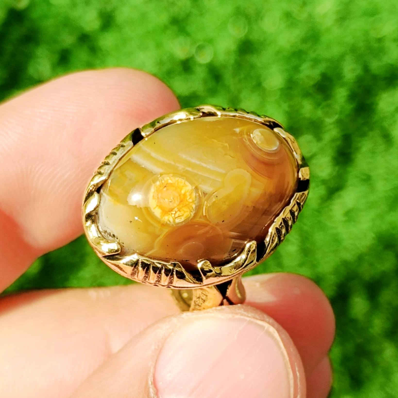 سلام عليــــــكم 🫷🏿👇👇

تحفه وقديم(سليماني دهن ودبس عيون عطــــف) 

صياغه تخبل وثكيلــــه نحاس لايصدى 
قيــــــاس الخاتم(22..23)

يوجد توصيل بدون مراوس او حجز مكاني سماوه سعره مع التوصيل(20)🔒🔒


**إذا كنت صاحب هذا الإعلان وتريد حذفه لأي سبب، رجاءا أرسل رسالة إلى الدعم الفني**