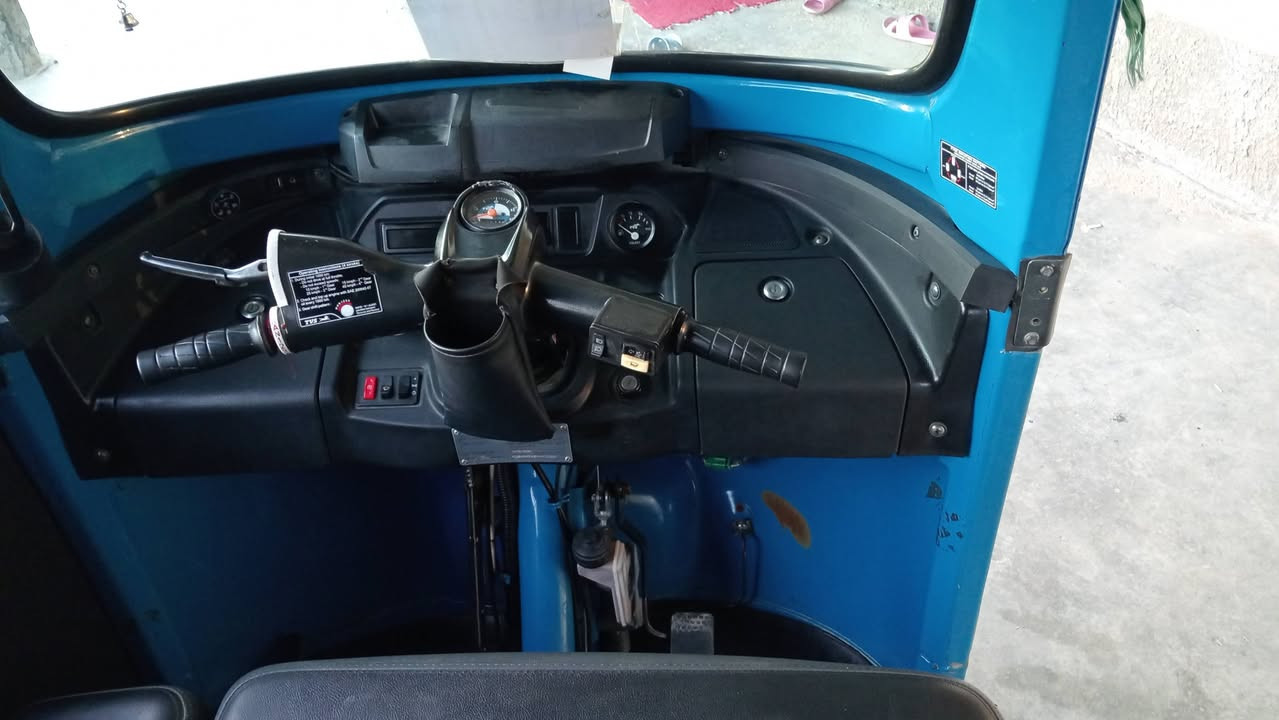 السلام عليكم تكتك للبيع تي فيس موديل 2022 مكفوله لا صبغ ولا معجون رقم وسنوية انكليزي ***********
