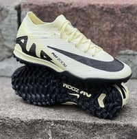 نايك ايرزوم • قياس ٤٤ • ايطالي