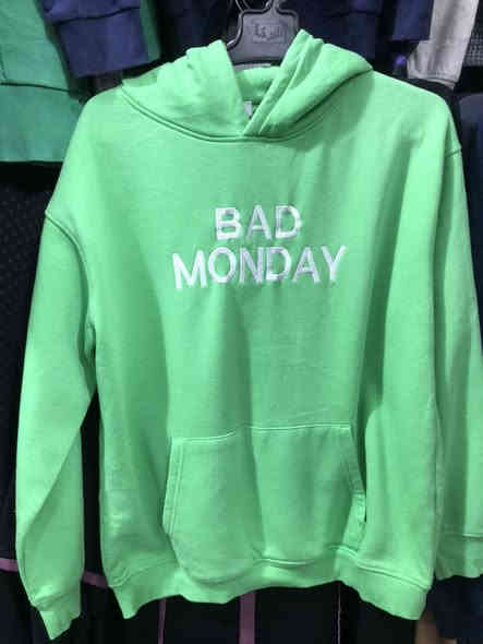 سويترات باله اوربي جميع الألوان والقياسات 
الموقع :تحرير شارع 40 
رقم هاتف :***********
