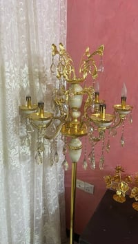 طبله عارضه  +باركيت كرستال + مرايا +مزهريات كرستال السعر خاص رقم ٠٧٧٦٢...