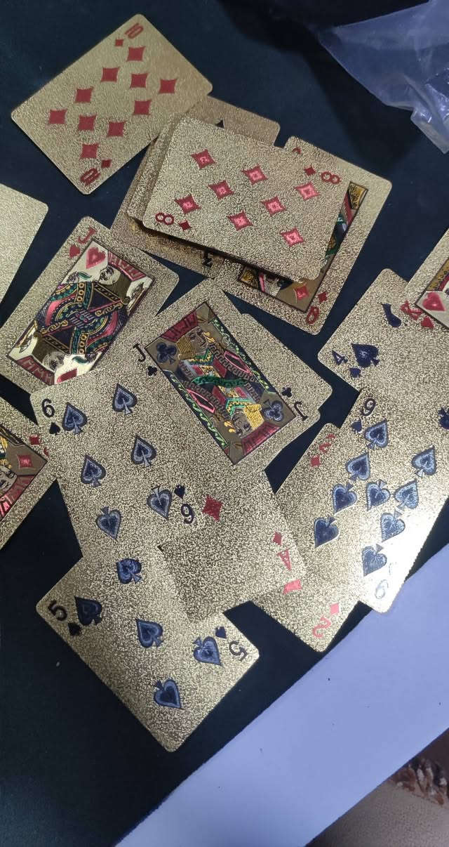 ورق بهل شكل مطلي بالذهب
قيم واخذهن


**إذا كنت صاحب هذا الإعلان وتريد حذفه لأي سبب، رجاءا أرسل رسالة إلى الدعم الفني**