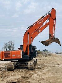 حفارة • زت ثري • محرك مفتوح