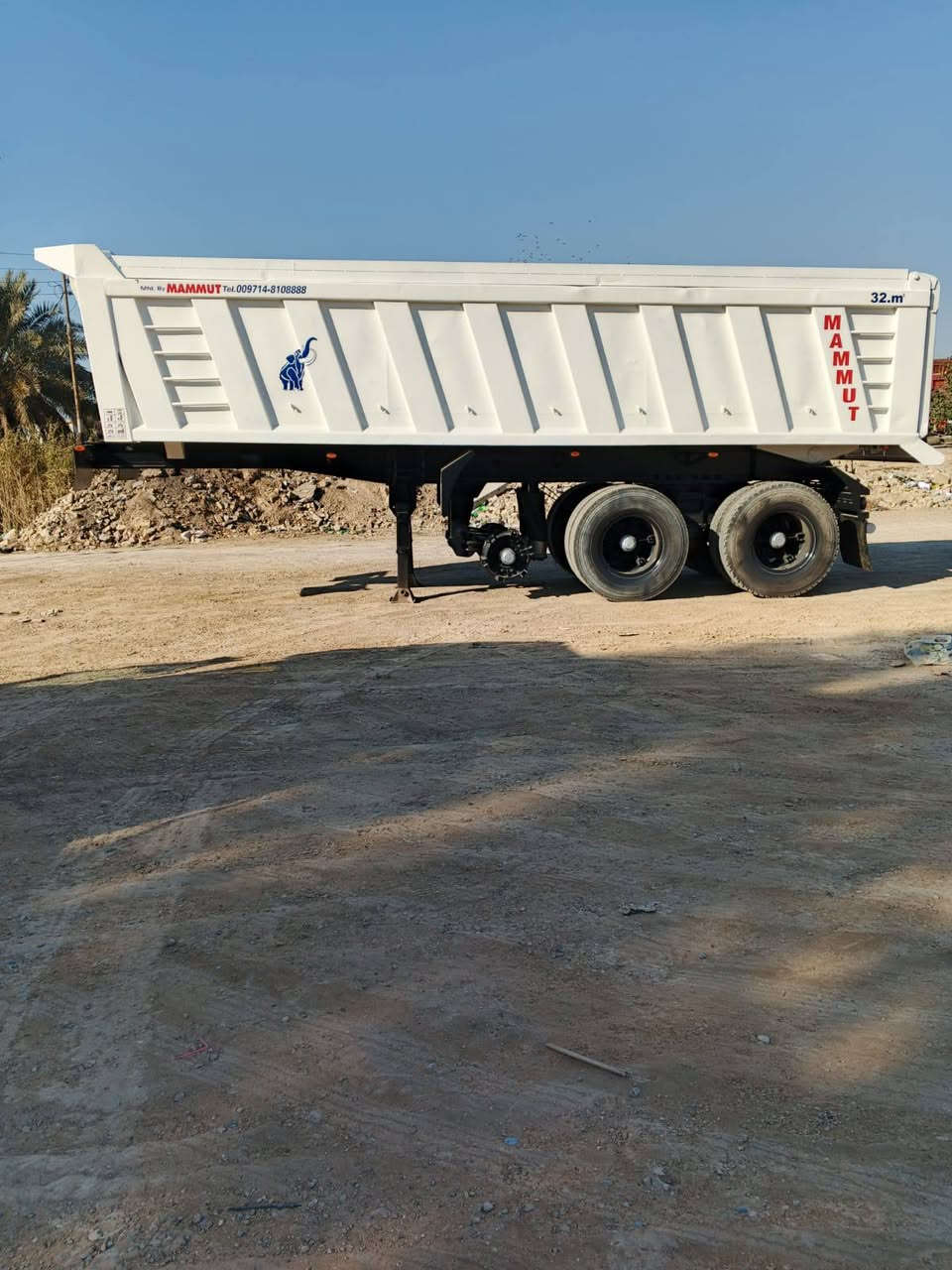 للبيع عربانة حدادية مكفولة كفالة عامة ذرعتهة 28متر وية تعلاوة صير 31متر رقم للاستفسار .اسيا ***********.    اثير ***********
