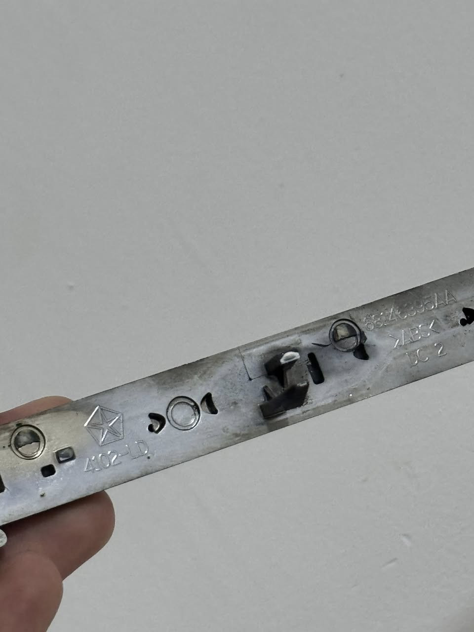 متوفرة علامة الشباك الأمامي شعار دودج ✅
 • أصلية تفصيخ نظيفة 🔥
 • توصيل لكل العراق 🚚
 • السعر بلاش: 25 ألف فقط + 5 توصيل 💸

العدد محدود ⏳
اللي يريده يراسلنا أو يتصل فوراً 📞

علي موبار


**إذا كنت صاحب هذا الإعلان وتريد حذفه لأي سبب، رجاءا أرسل رسالة إلى الدعم الفني**