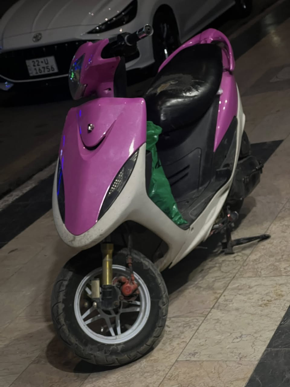 سلام عليكم ماكس عدله لون مميز (وردي) صبغ حراري مصبوغ دراجه بلاد مكينه ماملعوب بيه ابد دراجه شرط شخط مابيه كلشي شغال بيه نقص بيه فقط سلف محترك سعر 750 وبيه مجال استفسار اكثر اخاص لو رقم ***********
