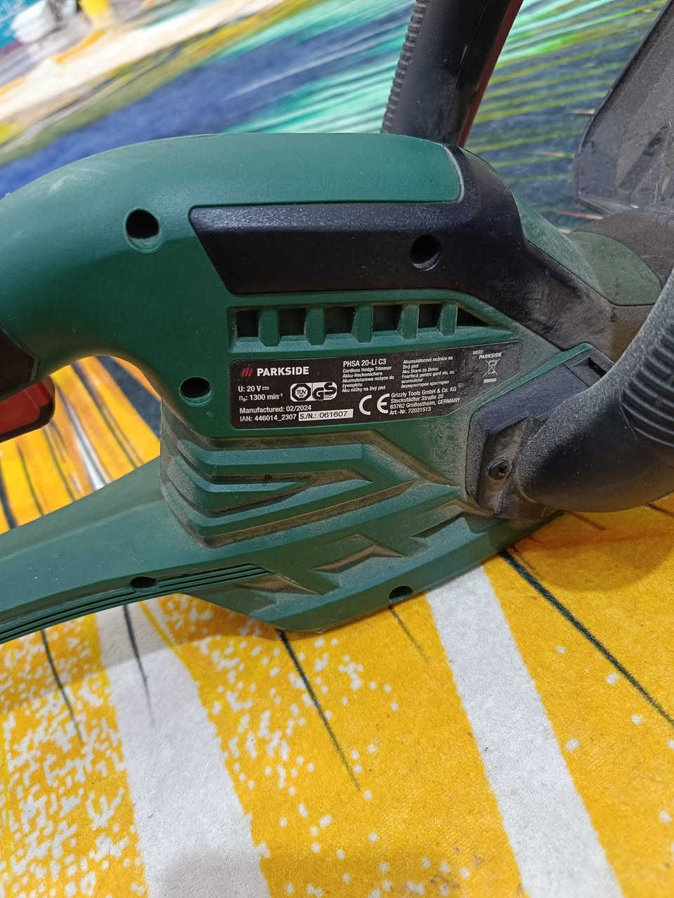 مكينه تقليم بارك سايد بهاذه الشكل شغاله بدون بطاريه خلي سعرك وبالعافيه ***********
