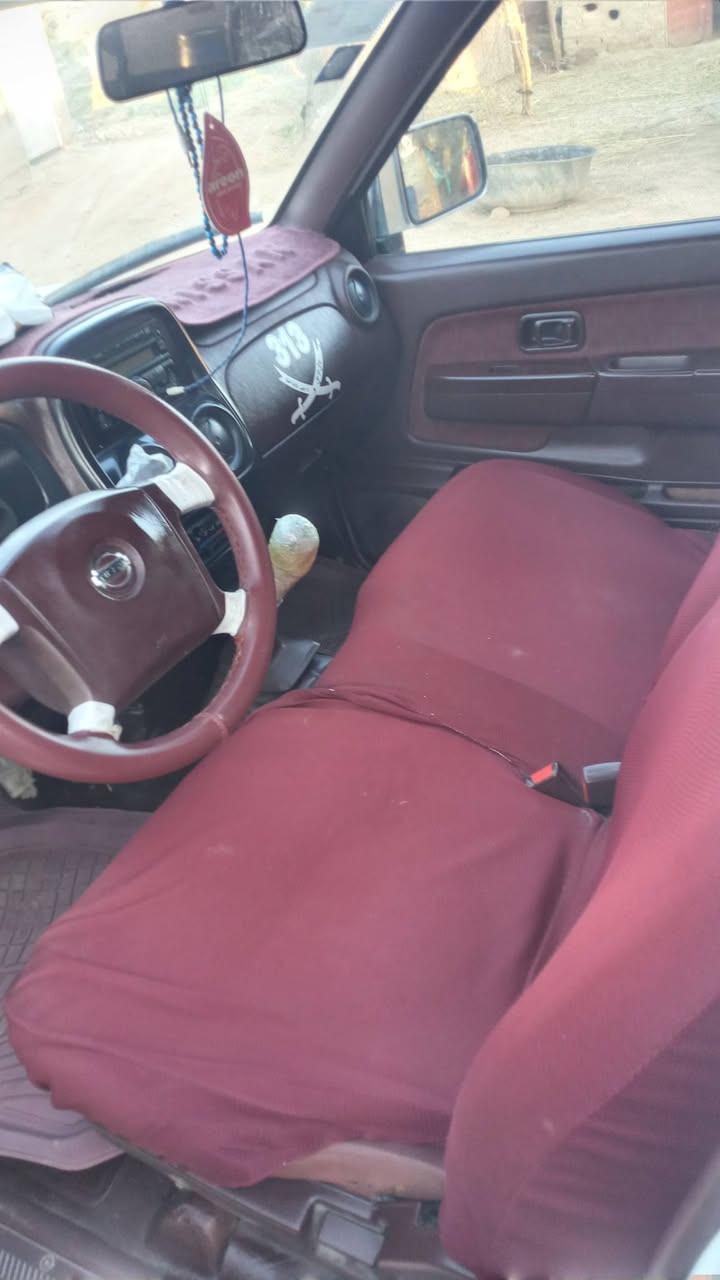 السلام عليكم للبيع بيكم نيسان موديل 2016 كفاله عامه من الضربه وصبغ ولتبديل ماعدا البارد  كير ومكينه خير من الله رقم مثنى دولي بسمي سنويه 28 السعر 158 وبيها مجال للشراي مكان السماوه  باقي التفاصيل التصال 《***********》 《***********》
