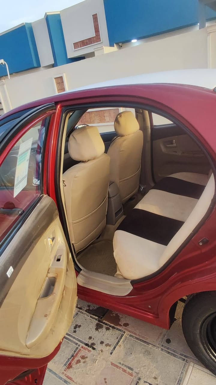 سيراتو خليجي. بسمي. سنويه 2030 مديل 2009 مكينه 1600 سالها 9 ايام من شاده تبريد ثلج منظومه جديده سياره بيها حزام صبغ رشات تخم تاير جديد كهربائيات  شغاله كلها بيها شاشه بيها ظربه غير موثره بلفخذه مسحوبه بارد جاملغ امامي امبدل. مكاني شطره سعر 72 وبيها مجال. ***********
