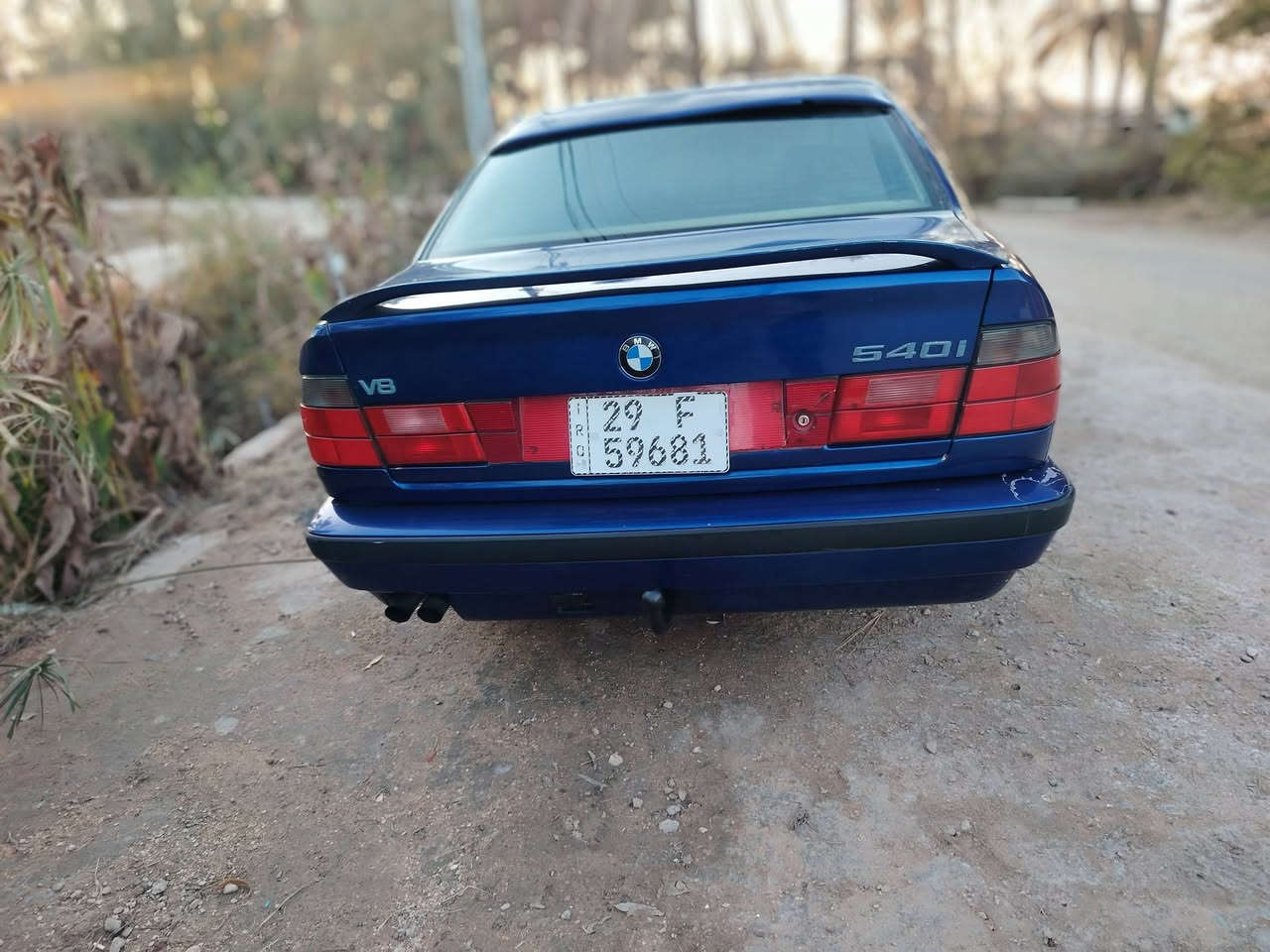 بي ام دبليو 540 V8
رقم واسط انكليزي جديد
 هزه جديده لغاية 2027
السياره بأسمي ماناقصها شي
السعر 55$ وبيها مجال 
*********** تلفون +واتس
