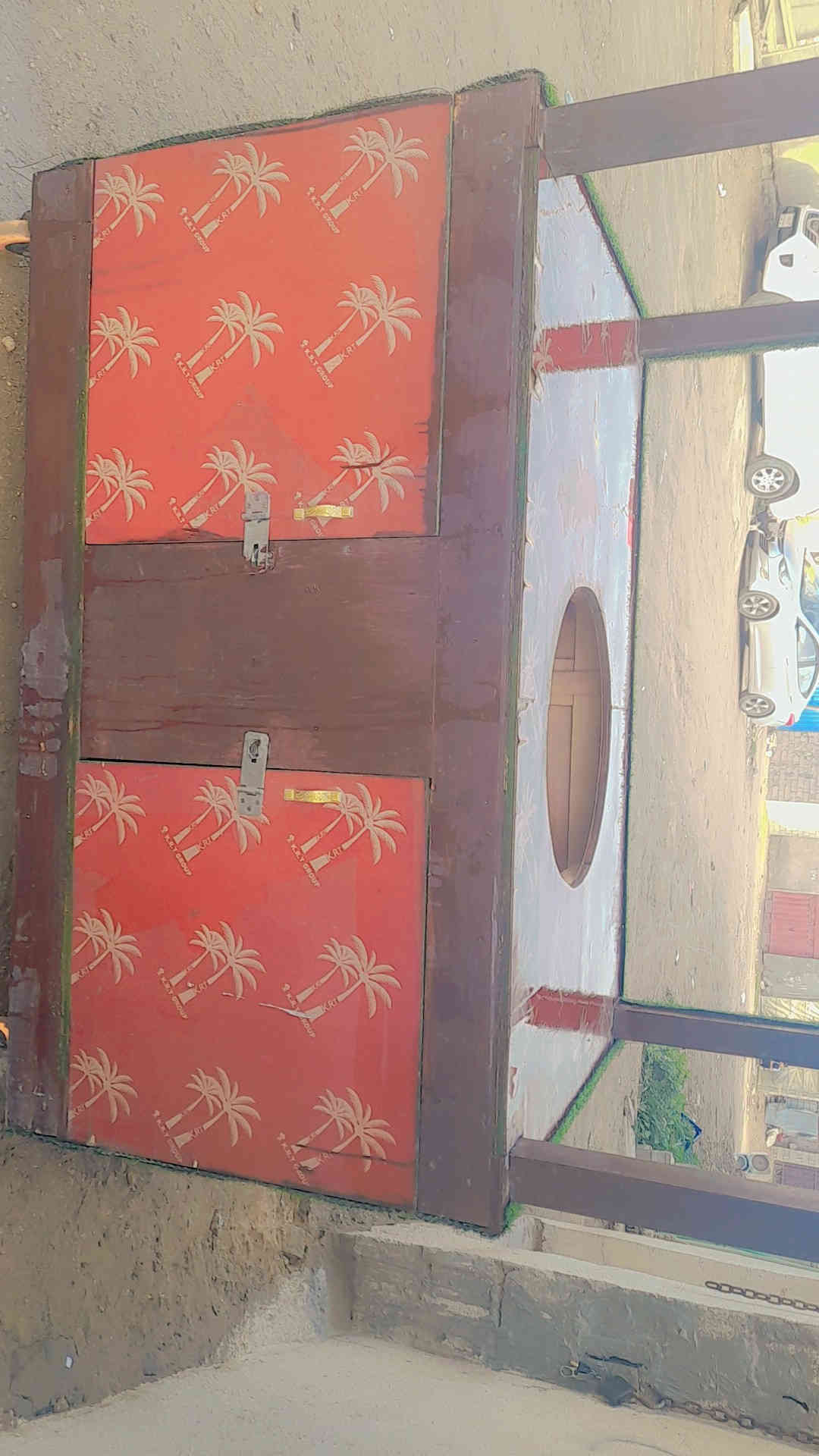 السلام عليكم
عربانه للبيع 
تزكام درجه اوله
 ومغلفه حشيش اصطناعي نوعيه الاصليه خوش تغليف 
و مأسس اله كهرباء 
والعربانه دفع بيه تايرات 
و الخشب درجه اوله 
و تجي وياه معجانه على كد الدائره مالته 
وطالعه لشغل بس 3 ايام 

ماعوزه شي كبل للشغل 

و السعر 225$
وبيه مجال 

مكاني كربلاء 

الرقم ***********

رجأ المو شراي لا يتصل 

والتعليق يعكس اخلاقك
